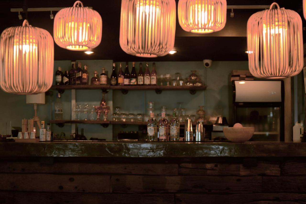Abraham Manila - Located In Central Makati (Adults Only) Makati City Zewnętrze zdjęcie
