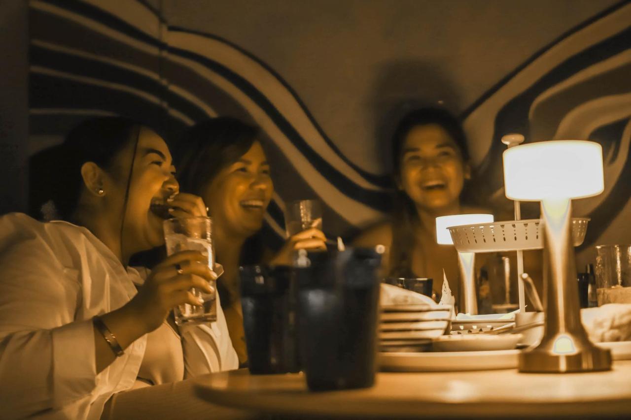 Abraham Manila - Located In Central Makati (Adults Only) Makati City Zewnętrze zdjęcie