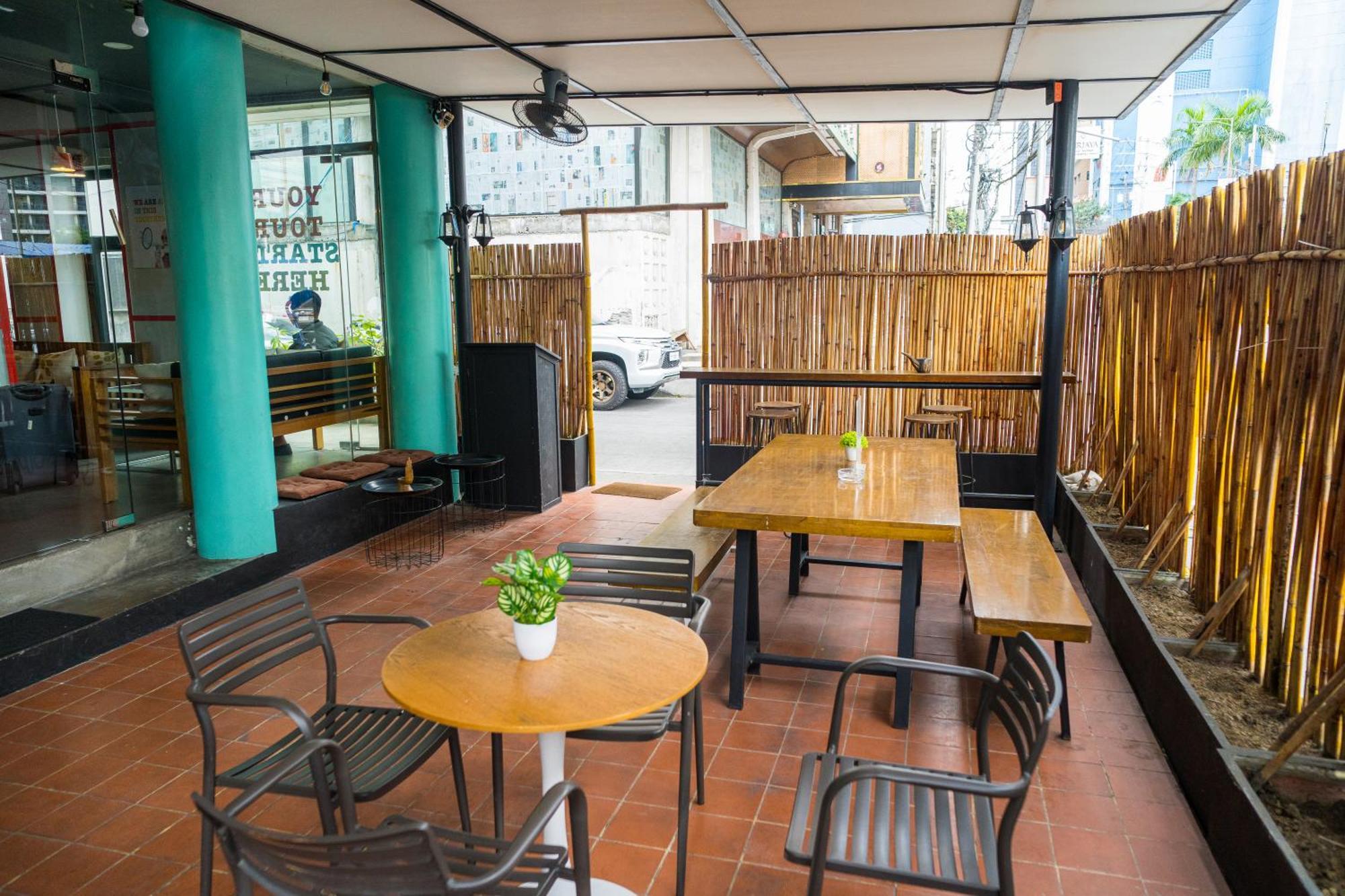 Abraham Manila - Located In Central Makati (Adults Only) Makati City Zewnętrze zdjęcie